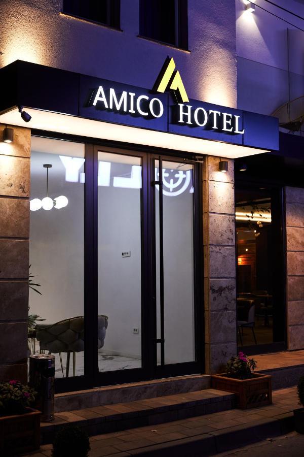 Amico Hotel Pristina Exteriör bild
